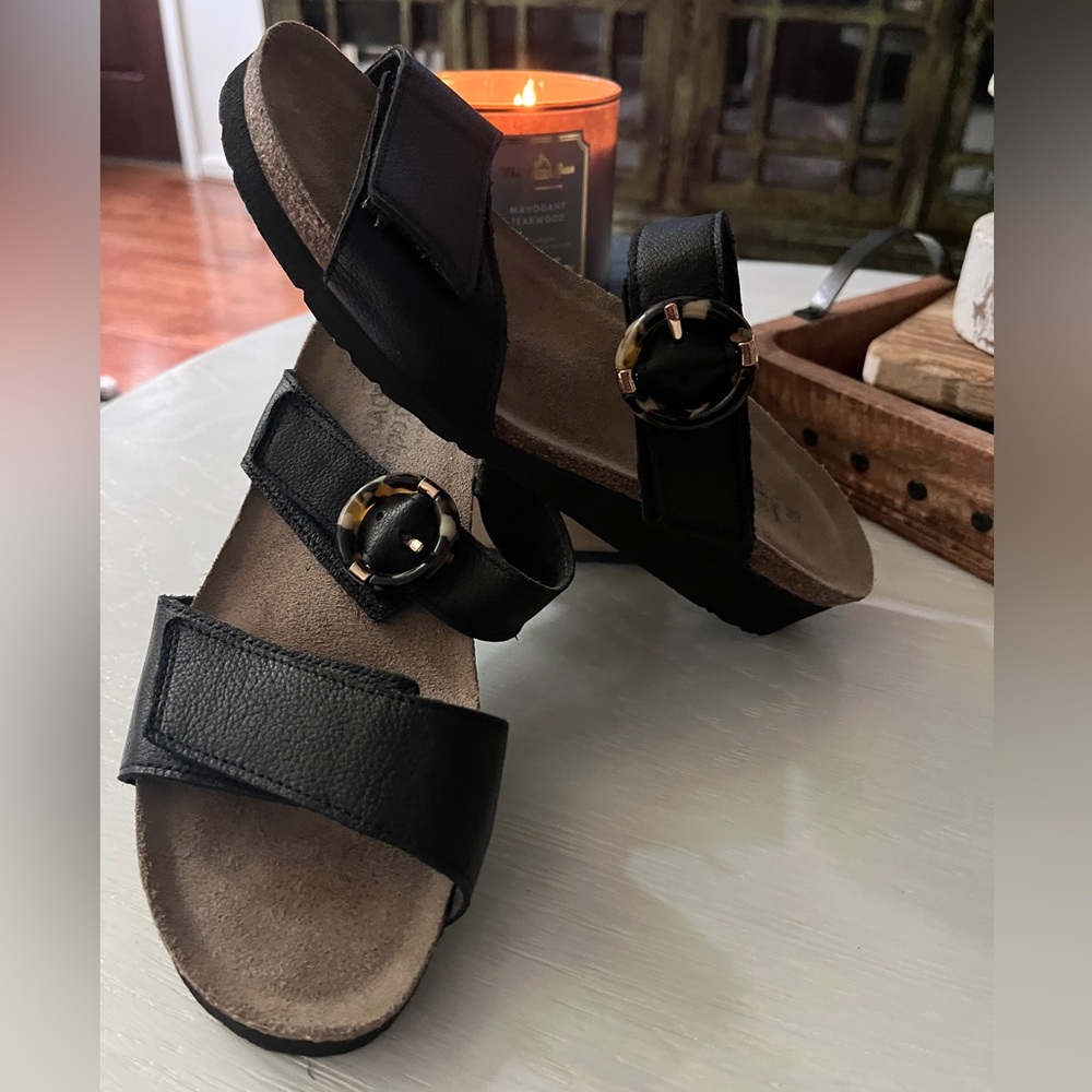 NAOT - Anabel Sandal - effortless slide sandal buckle Accent size 39 nwot - Picture 2 of 5